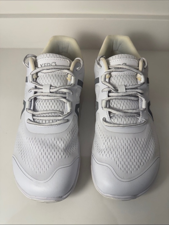 Xero Shoes Shoes - Xeroshoes- Women’s HFS II White Running Shoes w/ Wide Toe Box - Size 9.5